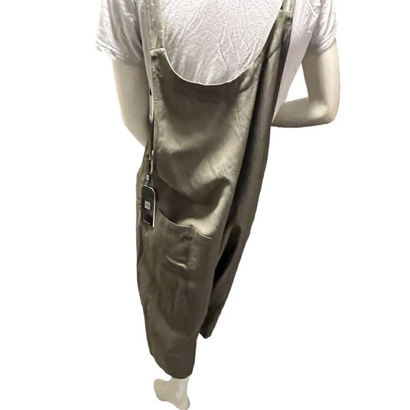 Green linen bib overalls by Clara sun woo - Picture 5 of 12